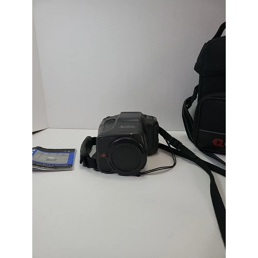 Chinon 35MM‎ Film Camera W/ Bag Genesis II - Works No Battery Cover.